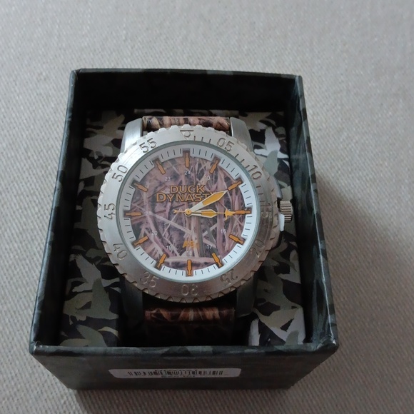 Duck Dynasty watch NWT - Picture 2 of 5